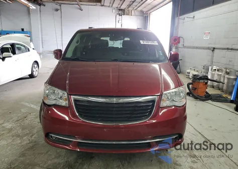 2016 Chrysler Town & Country Touring из США, поврежденный, VIN 2C4RC1BG3GR186857